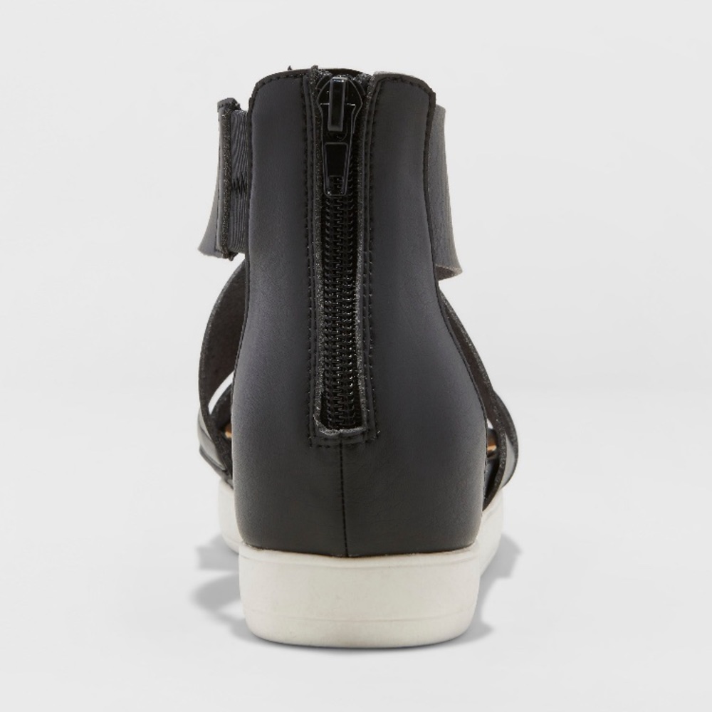 NWT Hummingbird Ankle Strap Sandals - Picture 4 of 4